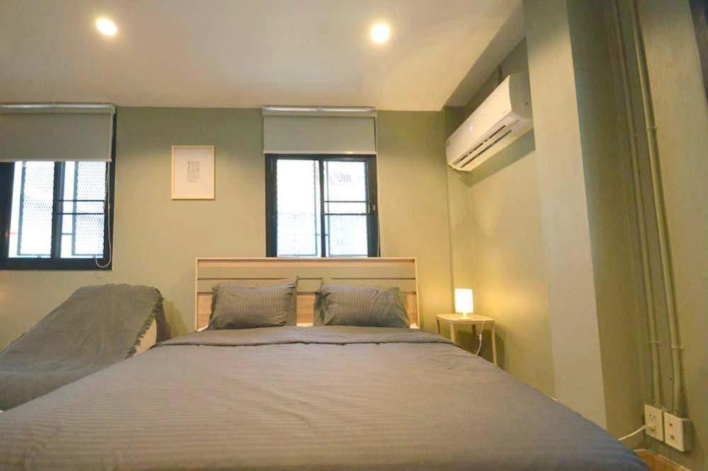 57 Hidden House Bkk Chinatown Hotel Bangkok Exterior photo